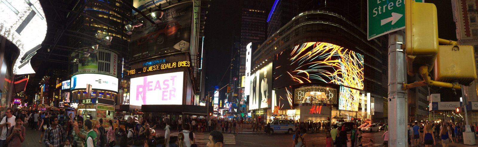 Times Square Pano 1